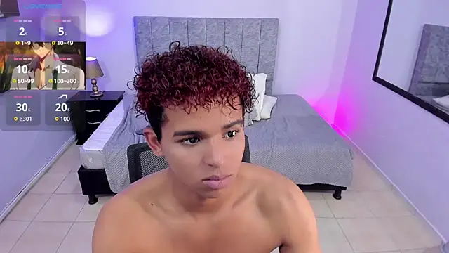 Snapshot of Noah_Smith04 chatting on 01-10-25, 05:56 Noah Smith04 online show from 01-10-25, 05:56