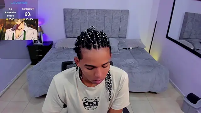 Snapshot of Noah_Smith04 chatting on 01-16-25, 11:58 Noah Smith04 online show from 01-16-25, 11:58