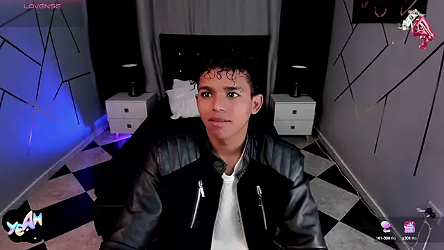 Snapshot of Noah_Smith04 chatting on 01-31-25, 12:40 Noah Smith04 online show from 01-31-25, 12:40