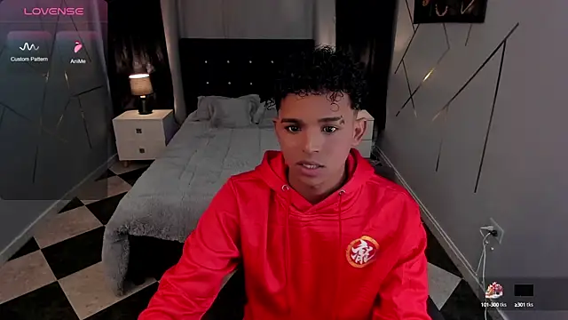 Snapshot of Noah_Smith04 chatting on 02-10-25, 02:37 Noah Smith04 online show from 02-10-25, 02:37