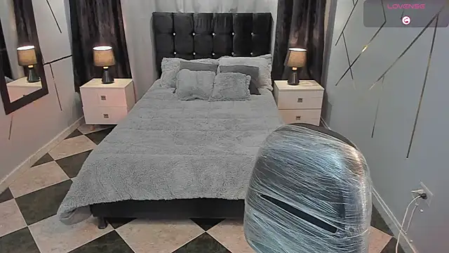 Snapshot of Noah_Smith04 chatting on 03-10-25, 12:48 Noah Smith04 online show from 03-10-25, 12:48