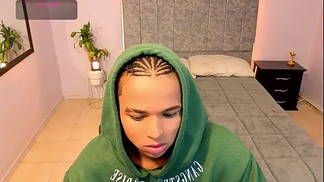 Snapshot of Noah_Smith04 chatting on 11-23-25, 04:56 Noah Smith04 online show from 11-23-25, 04:56