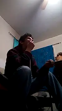 Snapshot of LongDickZee562 chatting on 02-13-25, 06:09 LongDickZee562 online show from 02-13-25, 06:09