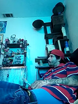 Snapshot of LongDickZee562 chatting on 02-14-25, 10:04 LongDickZee562 online show from 02-14-25, 10:04