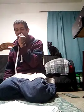 Snapshot of LongDickZee562 chatting on 03-09-25, 06:39 LongDickZee562 online show from 03-09-25, 06:39