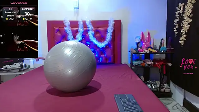 cleopatraa online show from 01-13-25, 10:56