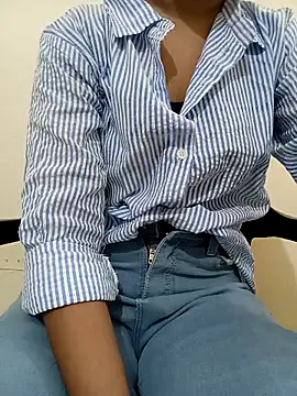 sweet jia23 online show from 10-31-25, 05:08