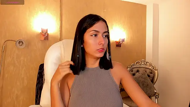 Snapshot of your_khloe chatting on 03-22-25, 02:14 your khloe online show from 03-22-25, 02:14