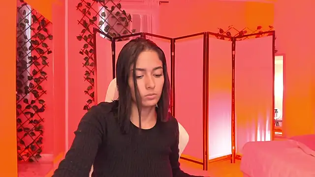 Snapshot of your_khloe chatting on 11-27-25, 07:38 your khloe online show from 11-27-25, 07:38