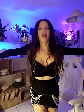 Snapshot of Luna_Kitanna chatting on 03-03-25, 10:10 Luna Kitanna online show from 03-03-25, 10:10