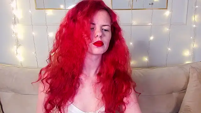 Snapshot of RubyAttwood chatting on 02-01-25, 02:26 RubyAttwood online show from 02-01-25, 02:26