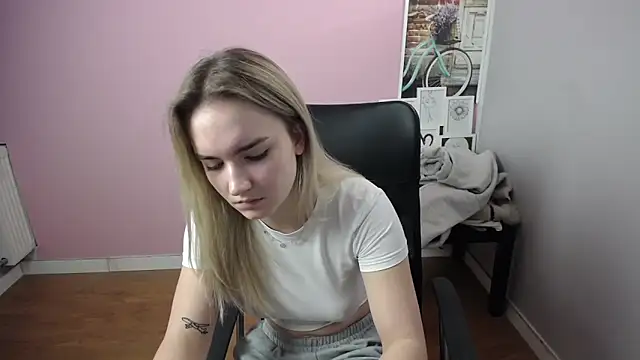 viktoria lovely online show from 01-18-25, 09:45