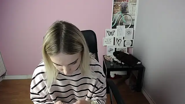 viktoria lovely online show from 09-12-25, 10:04