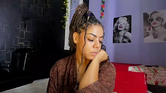 Snapshot of Alika01 chatting on 02-02-25, 11:21 Alika01 online show from 02-02-25, 11:21