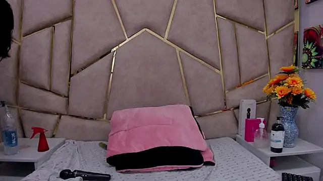 Kloe Candy1 online show from 02-02-26, 05:50