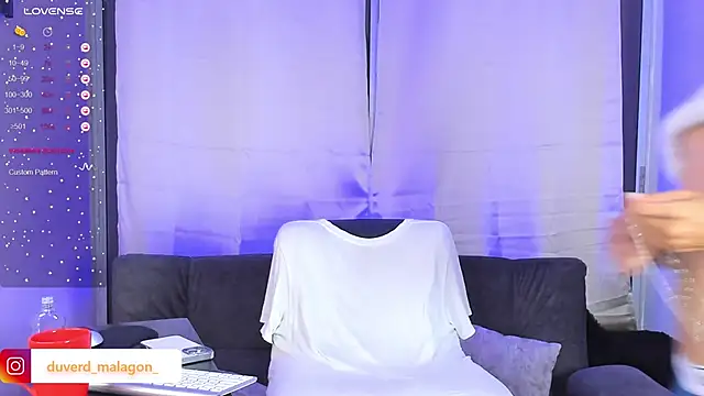 Snapshot of Demian_cute18 chatting on 03-15-25, 07:42 Demian cute18 online show from 03-15-25, 07:42