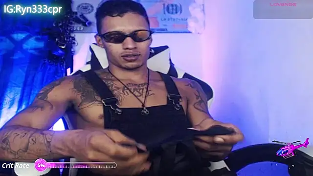 Snapshot of Ryan_coopper chatting on 01-18-26, 01:42 Ryan coopper online show from 01-18-26, 01:42