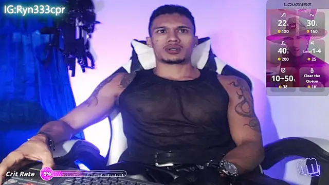 Snapshot of Ryan_coopper chatting on 02-15-26, 02:30 Ryan coopper online show from 02-15-26, 02:30