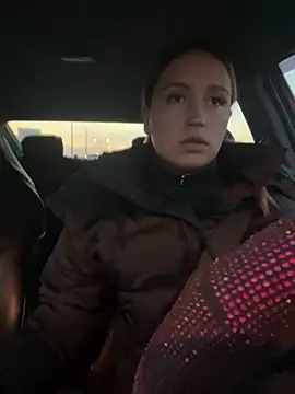 StasyWood online show from 10-31-25, 01:06