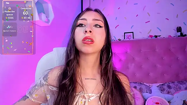 Snapshot of _cloe_martinez chatting on 12-01-24, 09:37 cloe martinez online show from 12-01-24, 09:37