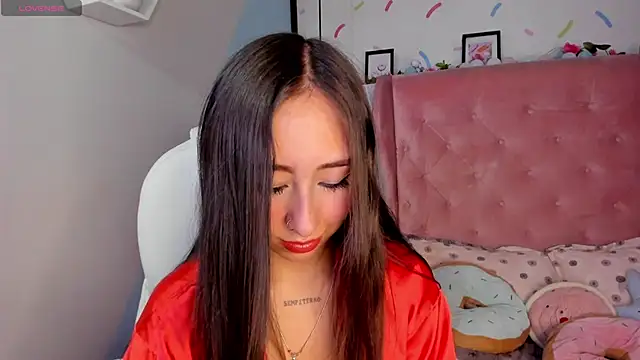 Snapshot of _cloe_martinez chatting on 12-05-24, 01:25 cloe martinez online show from 12-05-24, 01:25