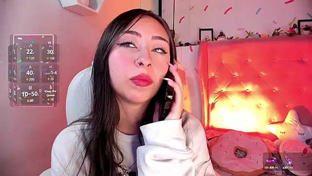 Snapshot of _cloe_martinez chatting on 02-21-25, 08:27 cloe martinez online show from 02-21-25, 08:27