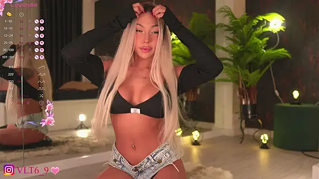 violettabunny03 online show from 11-20-25, 11:48