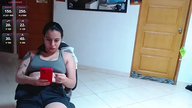 Tiffany prettygirl online show from 11-08-25, 02:45