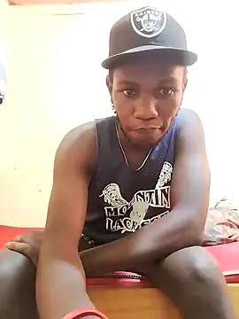 Snapshot of Sexy-prince chatting on 01-16-25, 02:30 Sexy-prince online show from 01-16-25, 02:30