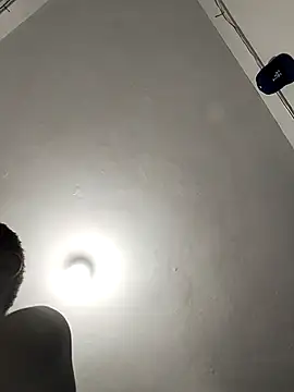 Snapshot of Sexy-prince chatting on 03-18-25, 10:14 Sexy-prince online show from 03-18-25, 10:14