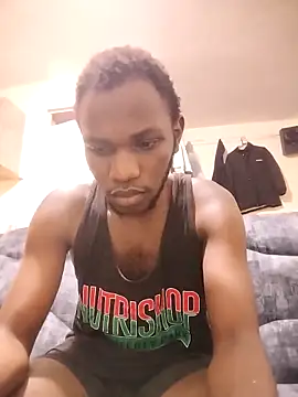 Snapshot of Sexy-prince chatting on 10-25-25, 10:45 Sexy-prince online show from 10-25-25, 10:45