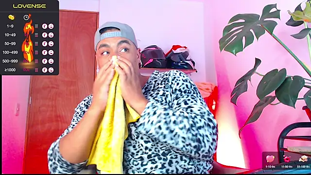 yosoy enzo2020 online show from 12-29-24, 04:27