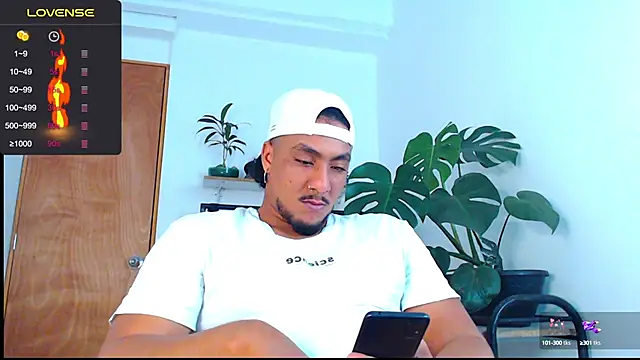 yosoy enzo2020 online show from 01-20-25, 03:04