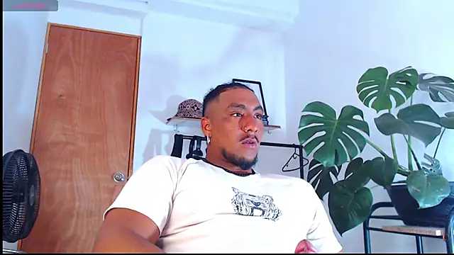 yosoy enzo2020 online show from 02-19-25, 05:27