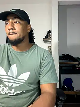 yosoy enzo2020 online show from 10-15-25, 03:17