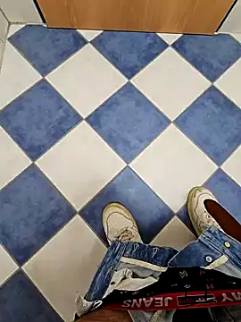 Snapshot of thesmiledoc chatting on 12-14-24, 01:38 thesmiledoc online show from 12-14-24, 01:38