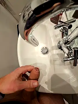 Snapshot of thesmiledoc chatting on 12-25-24, 05:05 thesmiledoc online show from 12-25-24, 05:05