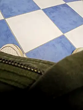 Snapshot of thesmiledoc chatting on 02-10-25, 02:48 thesmiledoc online show from 02-10-25, 02:48