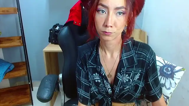 Erika Stevens online show from 12-27-24, 10:48