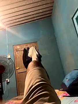 Snapshot of amil93sl chatting on 10-09-25, 03:10 amil93sl online show from 10-09-25, 03:10