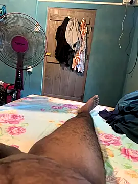 Snapshot of amil93sl chatting on 10-31-25, 06:14 amil93sl online show from 10-31-25, 06:14