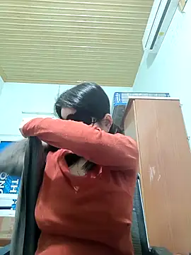 Anna Toy19 online show from 11-29-25, 03:37