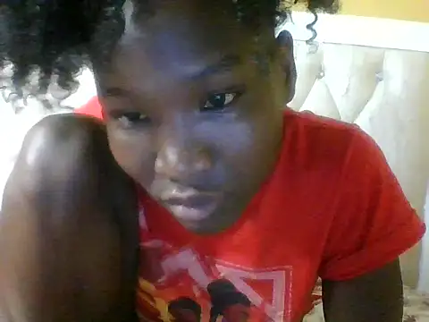 Snapshot of just_nala chatting on 11-08-25, 10:19 just nala online show from 11-08-25, 10:19