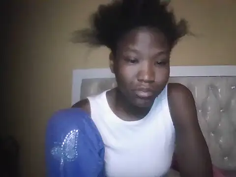 Snapshot of just_nala chatting on 12-15-25, 01:54 just nala online show from 12-15-25, 01:54