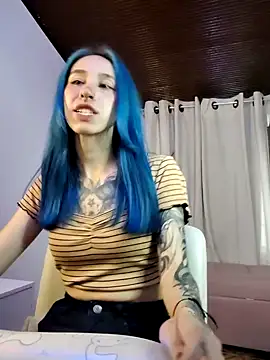 Snapshot of dakota_senju chatting on 12-17-24, 10:43 dakota senju online show from 12-17-24, 10:43