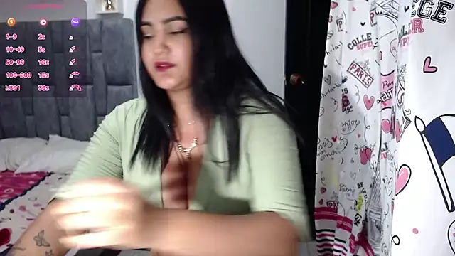 Alicelunaa online show from 03-21-25, 10:39