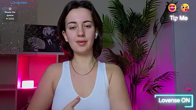 SweetieKendl online show from 04-03-26, 06:55