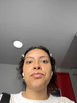 Snapshot of Nathcurly_ chatting on 12-24-24, 03:05 Nathcurly online show from 12-24-24, 03:05