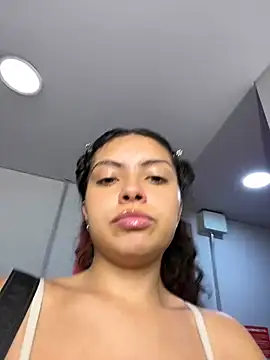 Snapshot of Nathcurly_ chatting on 02-18-25, 03:10 Nathcurly online show from 02-18-25, 03:10