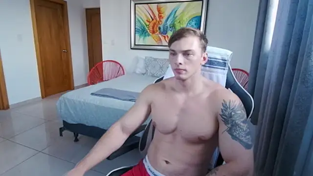 Snapshot of YourHotGreg chatting on 09-19-25, 09:59 YourHotGreg online show from 09-19-25, 09:59